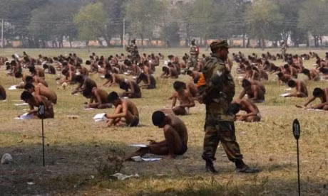 Coi quan ao lam bai thi va nhung cach chong gian lan thi cu - Anh 2