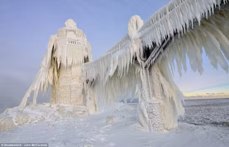 Mua dong o nhung diem du lich noi tieng - Anh 5