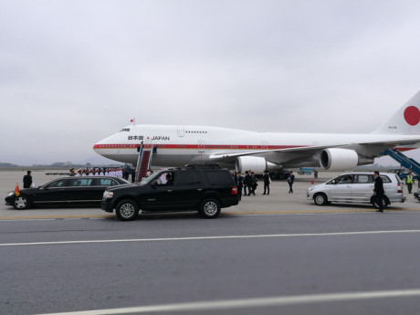 Thu tuong Nhat Ban Shinzo Abe den Ha Noi - Anh 9