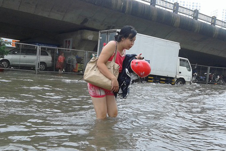 Mùa mưa năm nay, dự kiến trên địa bàn Hà Nội vẫn còn 18 "điểm đen" úng ngập