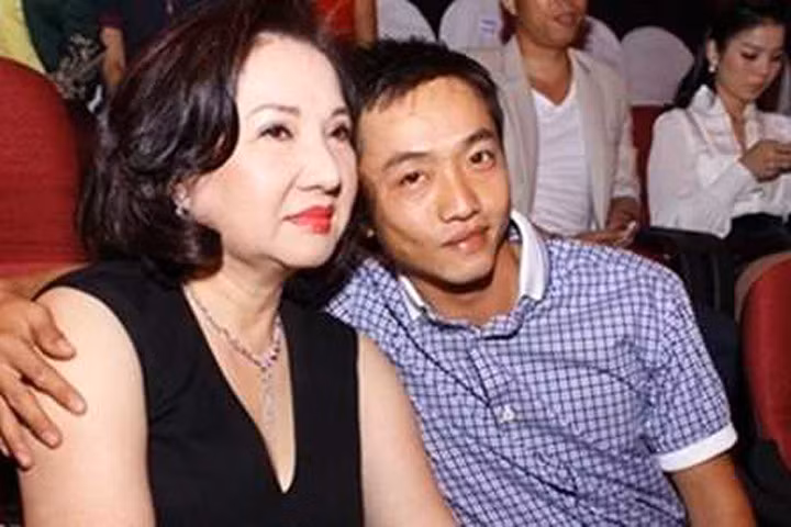 Tài sản của mẹ con Cường đô la tăng gấp rưỡi sau vài ngày.