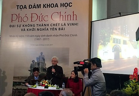 PGS Đặng Quốc Bảo- cháu gọi danh nhân Phó Đức Chính là cậu ruột - chủ trì tọa đàm khoa học