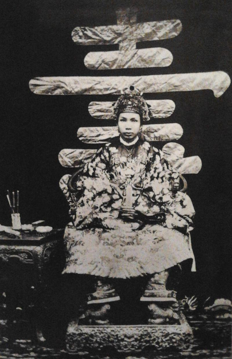 Ảnh chân dung vua Đồng Khánh. Ảnh minh họa.