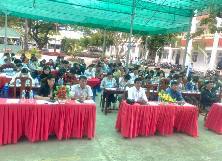 Đại biểu tham dự Hội thảo. Đại biểu tham dự Hội thảo.