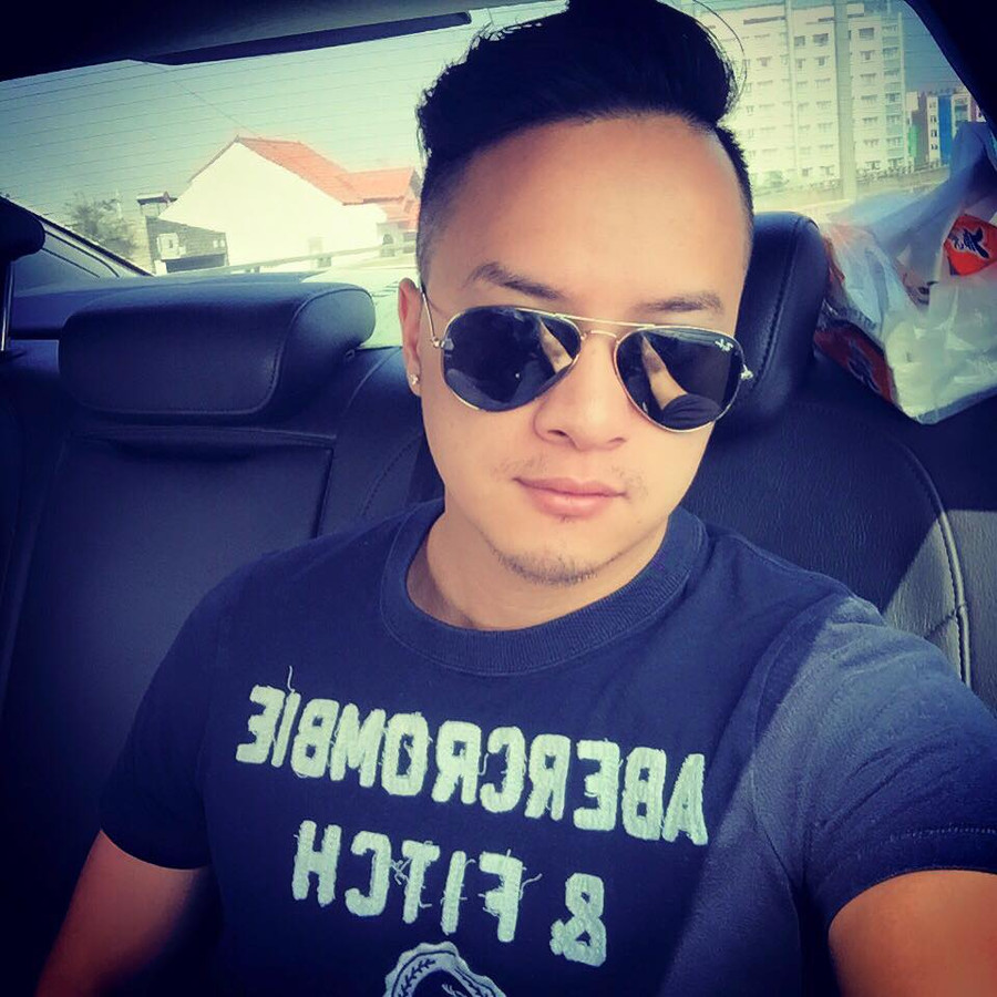Minh Hằng hở lưng cưỡi đà điểu, Trấn Thành "say" nhan sắc Diễm My ảnh 8 Minh Hằng hở lưng cưỡi đà điểu, Trấn Thành