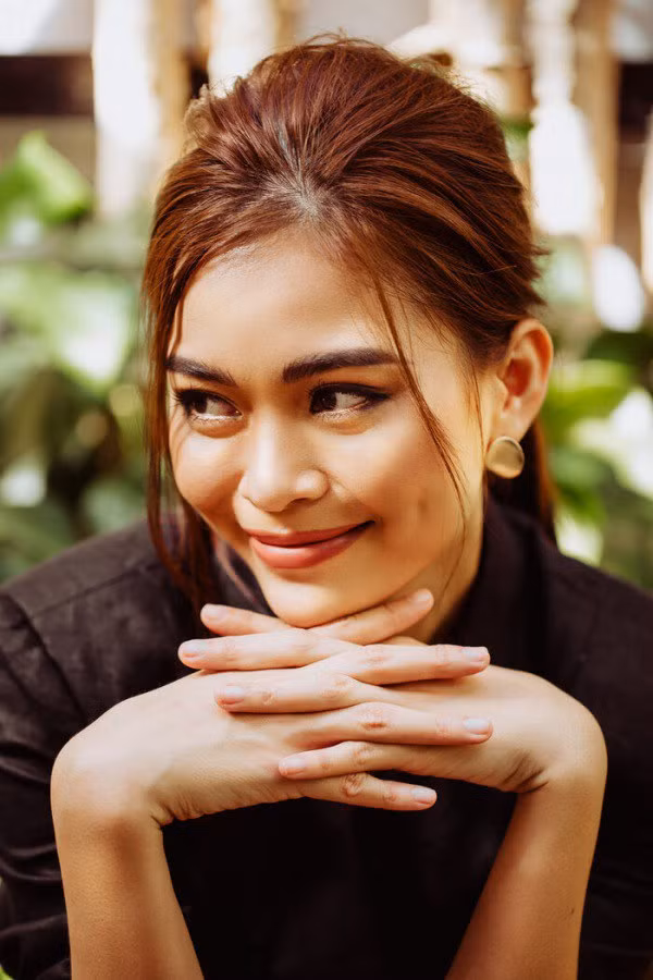 Mâu Thủy luôn ngủ đủ giấc mỗi ngày để nhan sắc luôn tươi tắn.