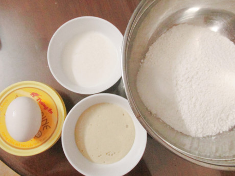 Cách làm bánh kem bắp kiểu Pháp mới lạ cho ngày sinh nhật bé - Ảnh 1 Cach lam banh kem bap kieu Phap moi la cho ngay sinh nhat be - Anh 1