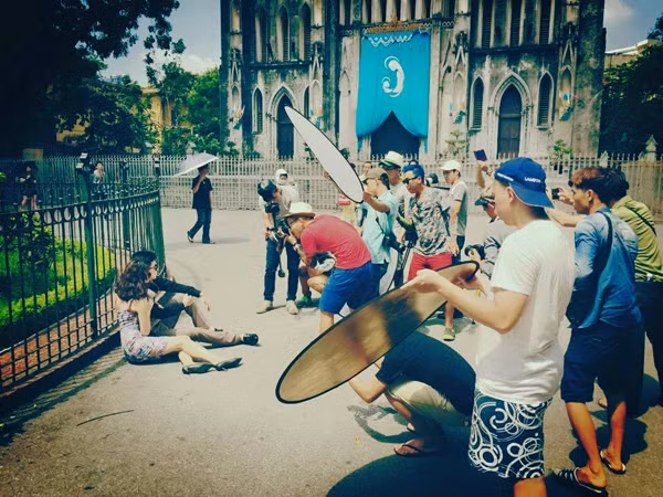 Ông chủ 26 tuổi kiếm tiền tỷ mỗi tháng nhờ chụp ảnh cưới