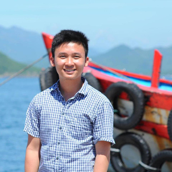 Ông chủ 26 tuổi bỏ ngân hàng đi chụp ảnh cưới kiếm tiền tỷ mỗi tháng