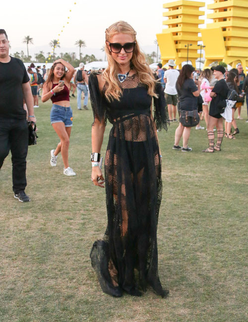 ghen ti voi vay ao xinh dep cua ban gai tai le hoi coachella - 5