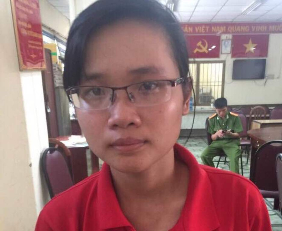 Vay "nóng" tiền giang hồ, cô gái đi cướp để lấy tiền trả nợ ảnh 1 Lý Mỹ Quyên tại cơ quan công an
