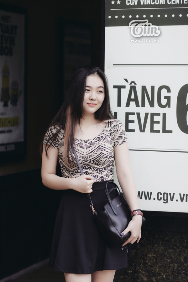Trời đẹp, giới trẻ Hà Thành tự tin khoe style cá tính