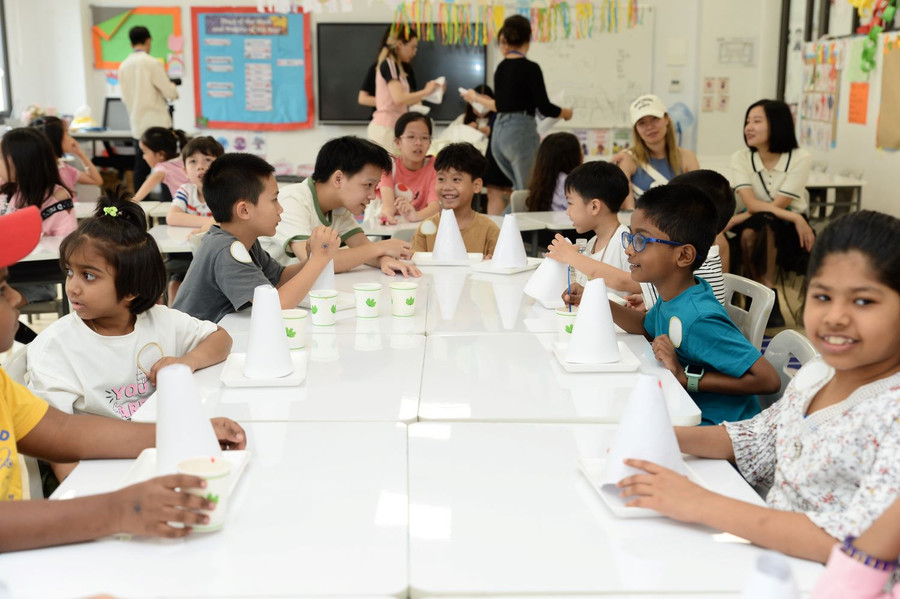 Ngày hội là cơ hội gắn kết các học sinh đến từ nhiều quốc gia.