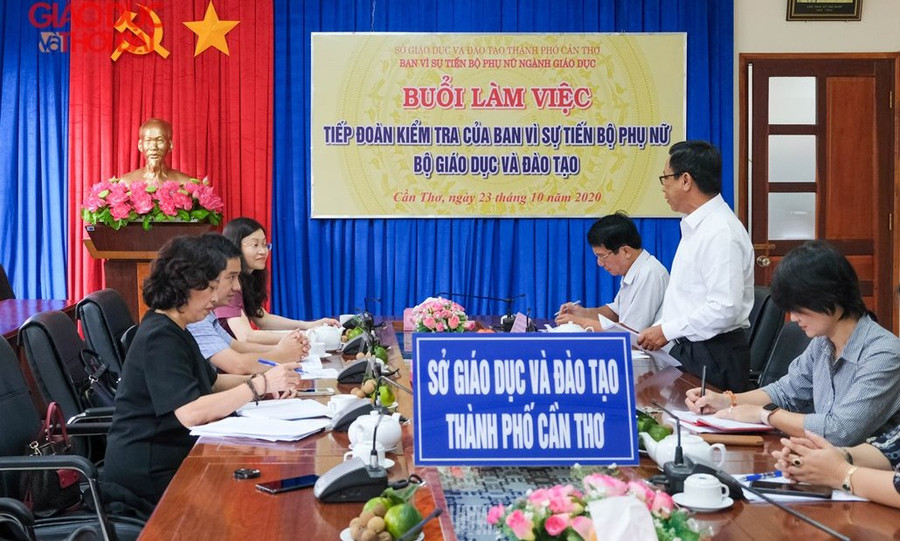 Quang cảnh buổi làm việc tại Sở GD&ĐT TP Cần Thơ.