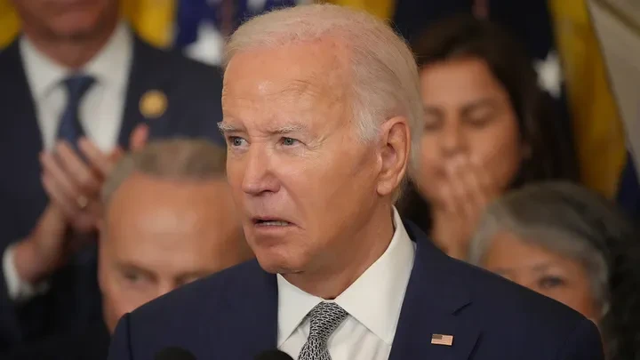 Thư ký tiểu bang Alabama chỉ trích chính sách của ông Biden cho phép người bất hợp pháp vẫn được bỏ phiếu bầu cử Tổng thống Mỹ.