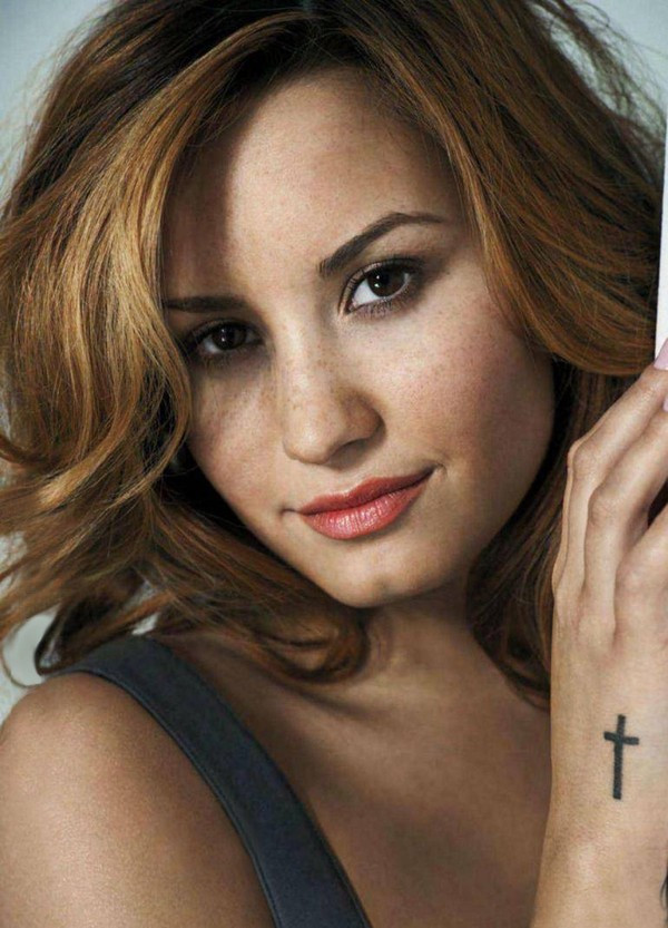 Các sao nữ mặt tàn nhang xinh đẹp, nổi tiếng nhất Hollywood ảnh 8 150928starfreckles16-dcf97