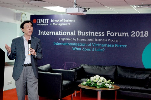 TS Võ Trí Thành - cựu thành viên Tổ tư vấn kinh tế của Thủ tướng - mang đến những câu chuyện thú vị về quốc tế hóa doanh nghiệp.