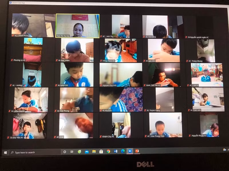 Nâng cao chất lượng dạy học từ kiểm tra trực tuyến. Ảnh: NTCC