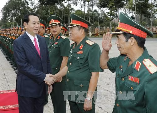 Chủ tịch nước Trần Đại Quang thăm Bộ Tư lệnh Quân khu 9. Ảnh: TTXVN