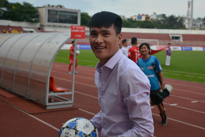 Công Vinh và nụ cười chinh phục khán giả TP HCM