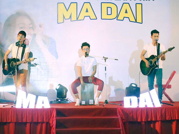 Nhóm It"s Time góp mặt với những ca khúc theo phong cách Acoustic. 8-5995-1430097159.jpg