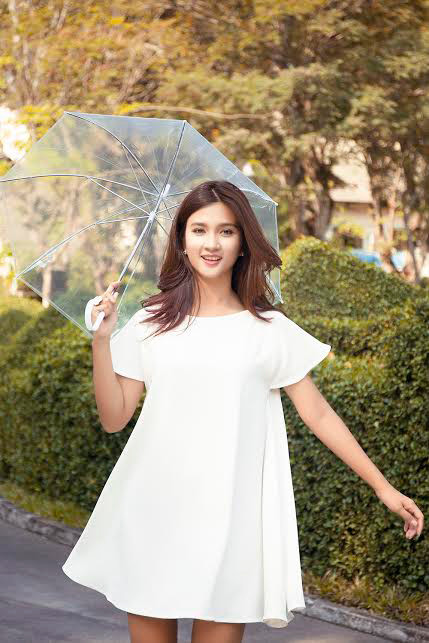 Cận cảnh vẻ mặn mà, cuốn hút của Kim Tuyến ảnh 8