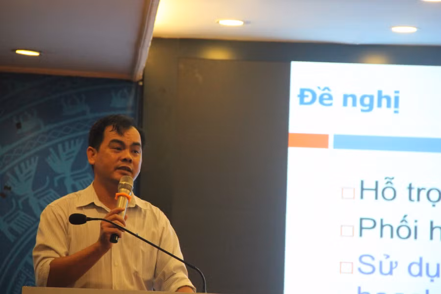 Đại biểu chia sẻ thâm luận tại hội thảo