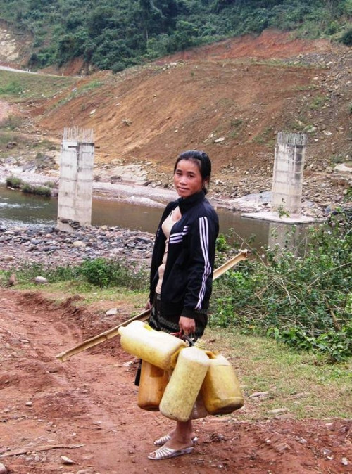 Về nơi sản phụ uống hàng trăm lít nước sôi trong 3 ngày sau sinh - Ảnh 2