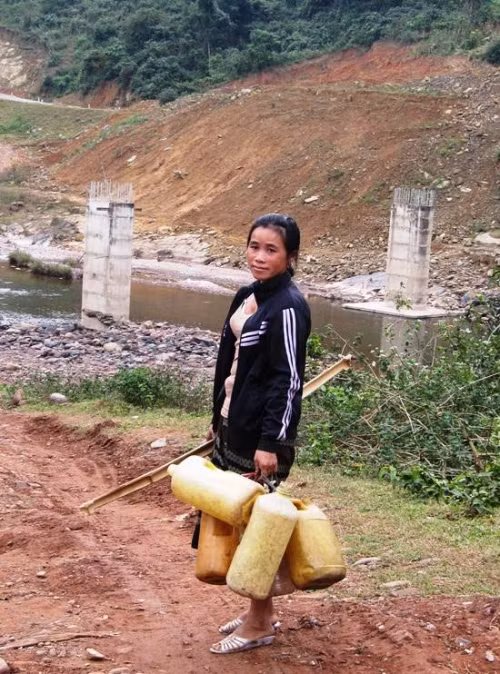 Về nơi sản phụ uống hàng trăm lít nước sôi trong 3 ngày sau sinh - Ảnh 2