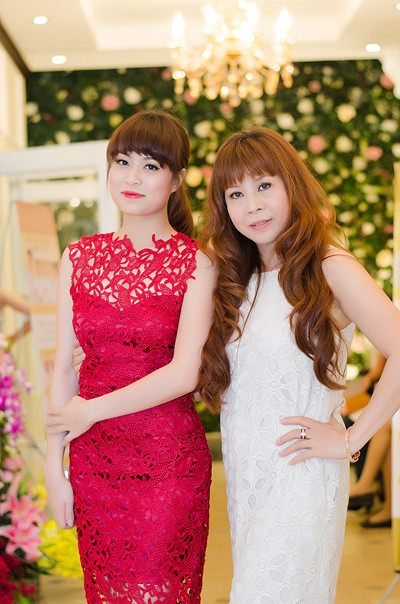 Chân dung người đứng sau sự nghiệp của Hoàng Thùy Linh ảnh 11 Mẹ luôn tự hào về tôi và điều đó càng khiến tôi không bao giờ cho phép mình dừng lại trước bất kỳ vật cản nào trong cuộc sống.