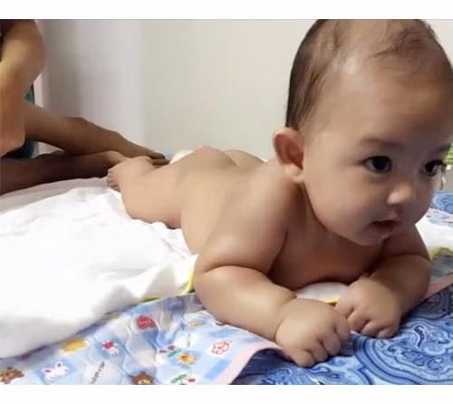 Khánh Thi, Phan Hiển bật khóc vì nhớ con trai - 2