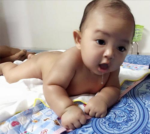 Khánh Thi, Phan Hiển bật khóc vì nhớ con trai - 1