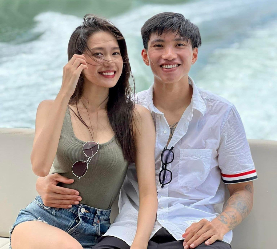 Văn Hậu - Hải My lần đầu công khai tình cảm. Ảnh: FBNV Văn Hậu - Hải My lần đầu công khai tình cảm. Ảnh: FBNV