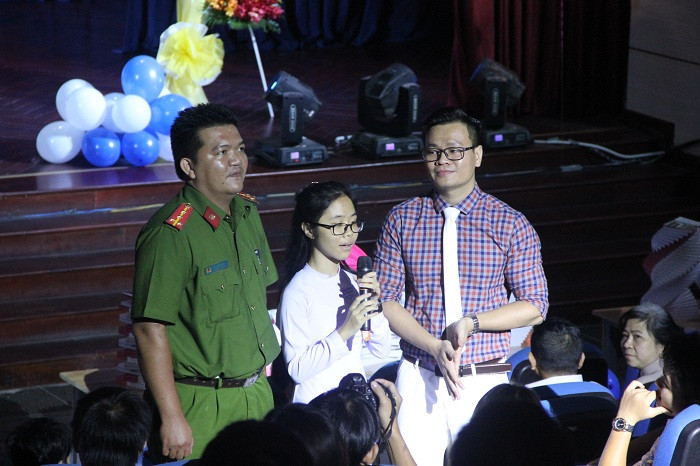 Chiến sĩ cảnh sát PCCC - nhân vật trong thư của em Thiên Thanh chia sẻ cảm xúc trong buổi báo cáo