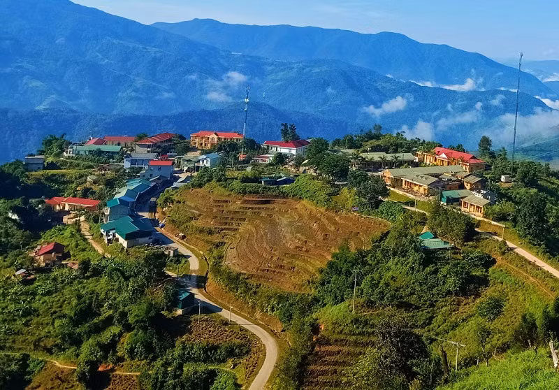 Diện mạo nông thôn tại xã vùng biên Thu Lũm có nhiều khởi sắc. Ảnh: TG