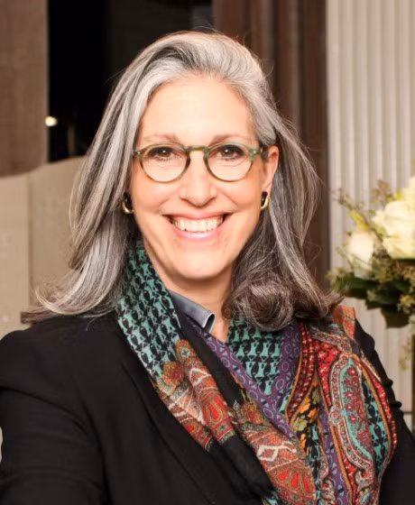 Thoi trang trong phim 50 sac thai den 