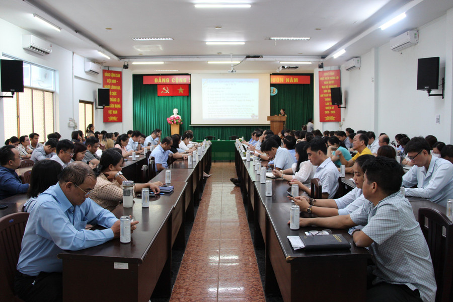 Hội thảo "Công tác đảm bảo an toàn thực phẩm trong quản lý thực phẩm chức năng trên địa bàn năm 2024". Hội thảo "Công tác đảm bảo an toàn thực phẩm trong quản lý thực phẩm chức năng trên địa bàn năm 2024".