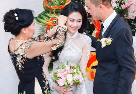 Hoa hau Thu Vu huy hon chong dai gia, tra nhan kim cuong tien ty - Anh 2