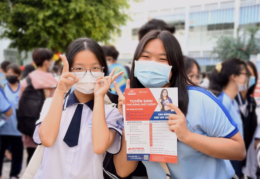 Cao đẳng Việt Mỹ Cần Thơ định hướng nghề nghiệp cho HS hơn 300 trường miền Tây