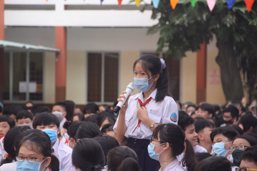 Học sinh trả lời câu hỏi ở phần Hỏi đáp