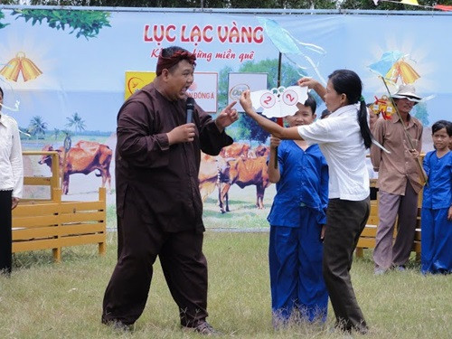 Loạt ảnh Minh Béo được bà con nông dân yêu thích hình ảnh 13 loat anh minh beo duoc ba con nong dan yeu thich hinh anh 13