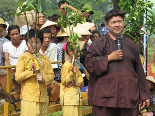 Loạt ảnh Minh Béo được bà con nông dân yêu thích hình ảnh 3 loat anh minh beo duoc ba con nong dan yeu thich hinh anh 3