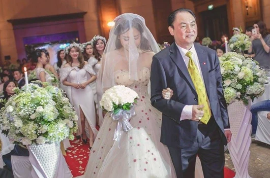 Á hậu Trà My chi 90 triệu cho chiếc váy cưới cúp ngực