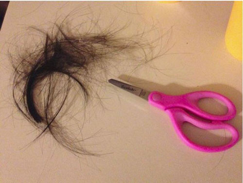 Cười té ghế với những tai nạn son phấn do bé yêu gây ra ảnh 18 cuoi te ghe voi nhung tai nan son phan do be yeu gay ra - 18