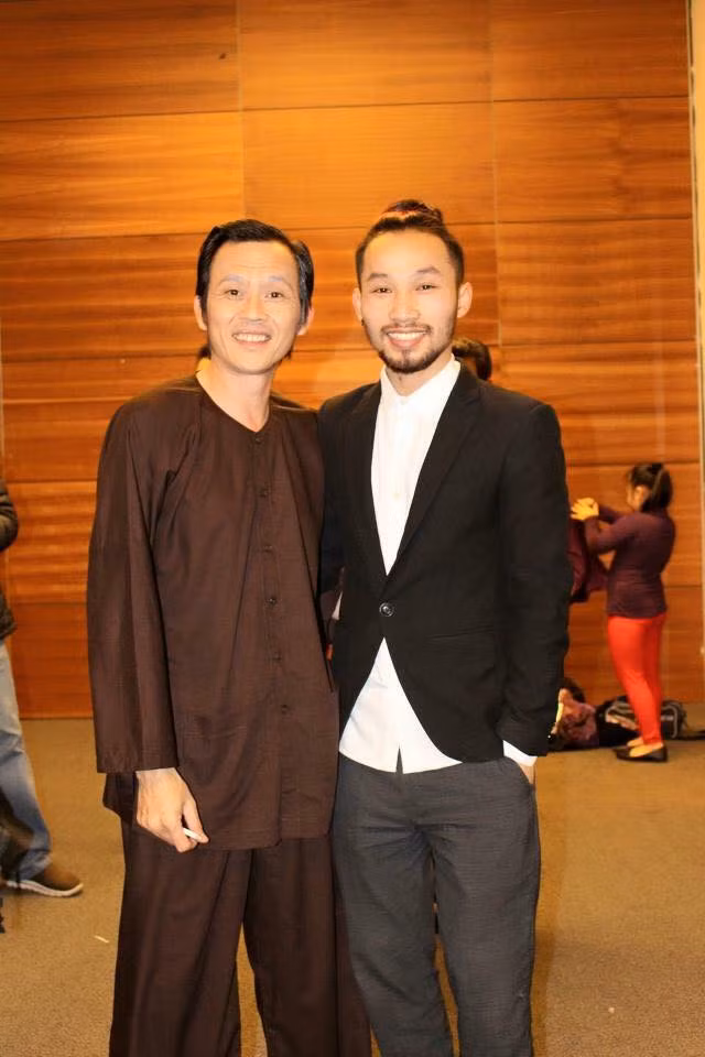 dan mang xon xao vi toc cua cu ba ban rong o ha noi hinh anh 2