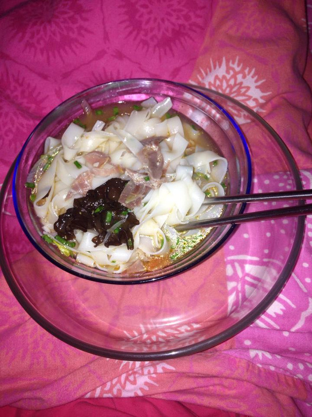 Bát phở “độc nhất vô nhị” chồng Tây nấu cho vợ Việt ảnh 1 Bát phở chồng Tây nấu cho vợ Việt