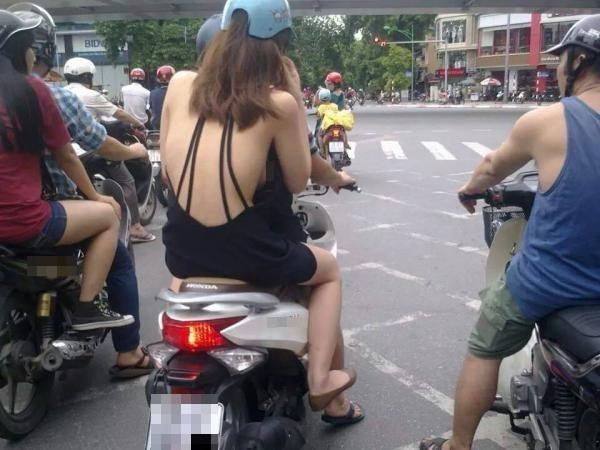 Sốc với thảm họa thời trang đường phố ở Việt Nam