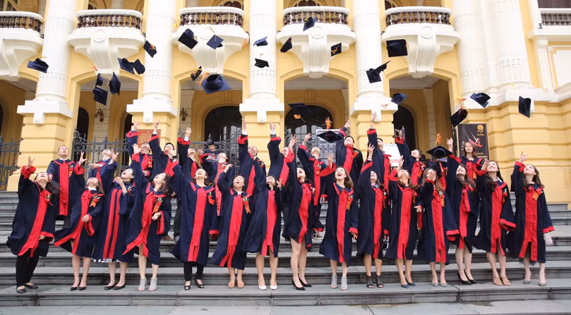 Cần tăng cường đầu tư cho lĩnh vực giáo dục và đào tạo. Ảnh: Đinh Thảo
