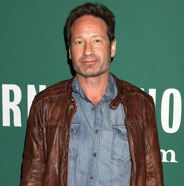 cô gái 29 tuổi bị chứng nghiện sex