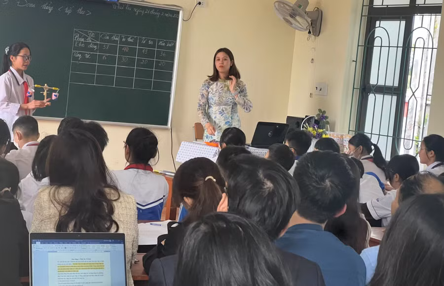 Tiết dự giờ tại Trường THCS Nguyễn Chuyên Mỹ (An Lão, Hải Phòng). Ảnh: NTCC